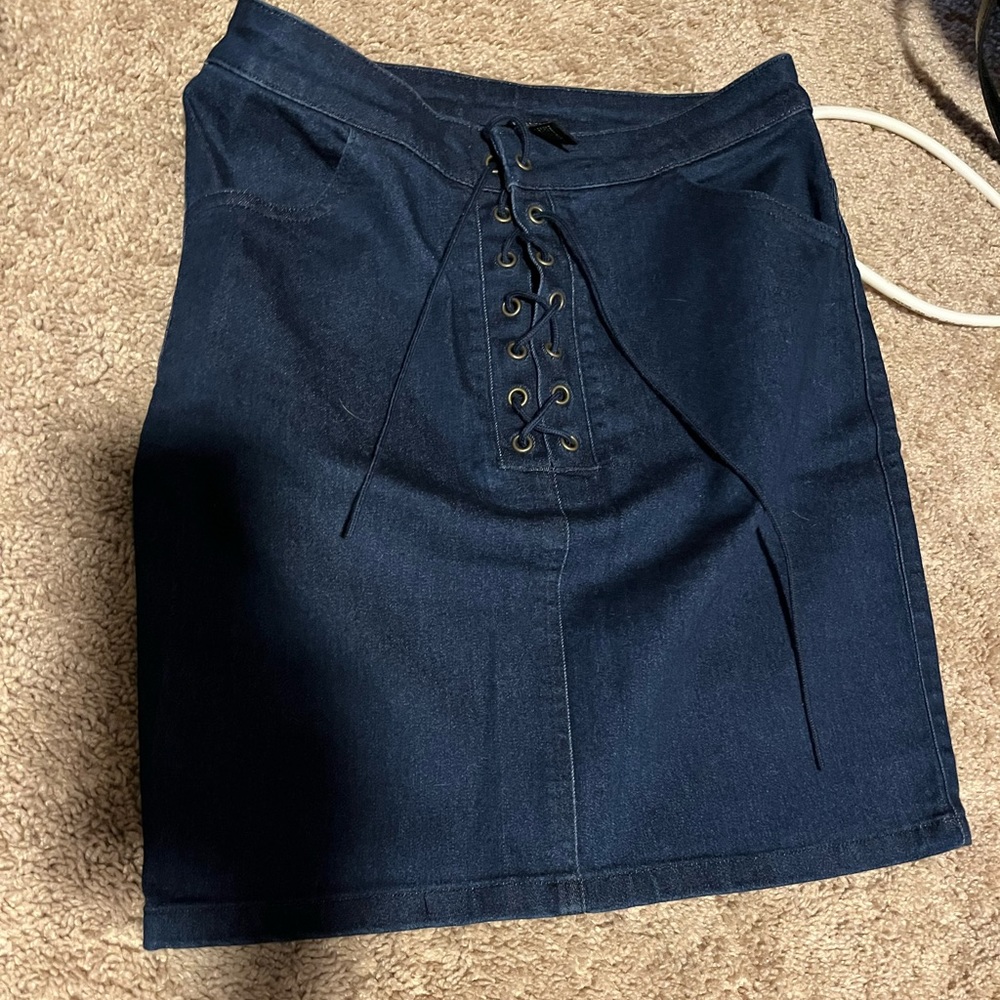 Forever 21 skirts - Picture 2 of 2